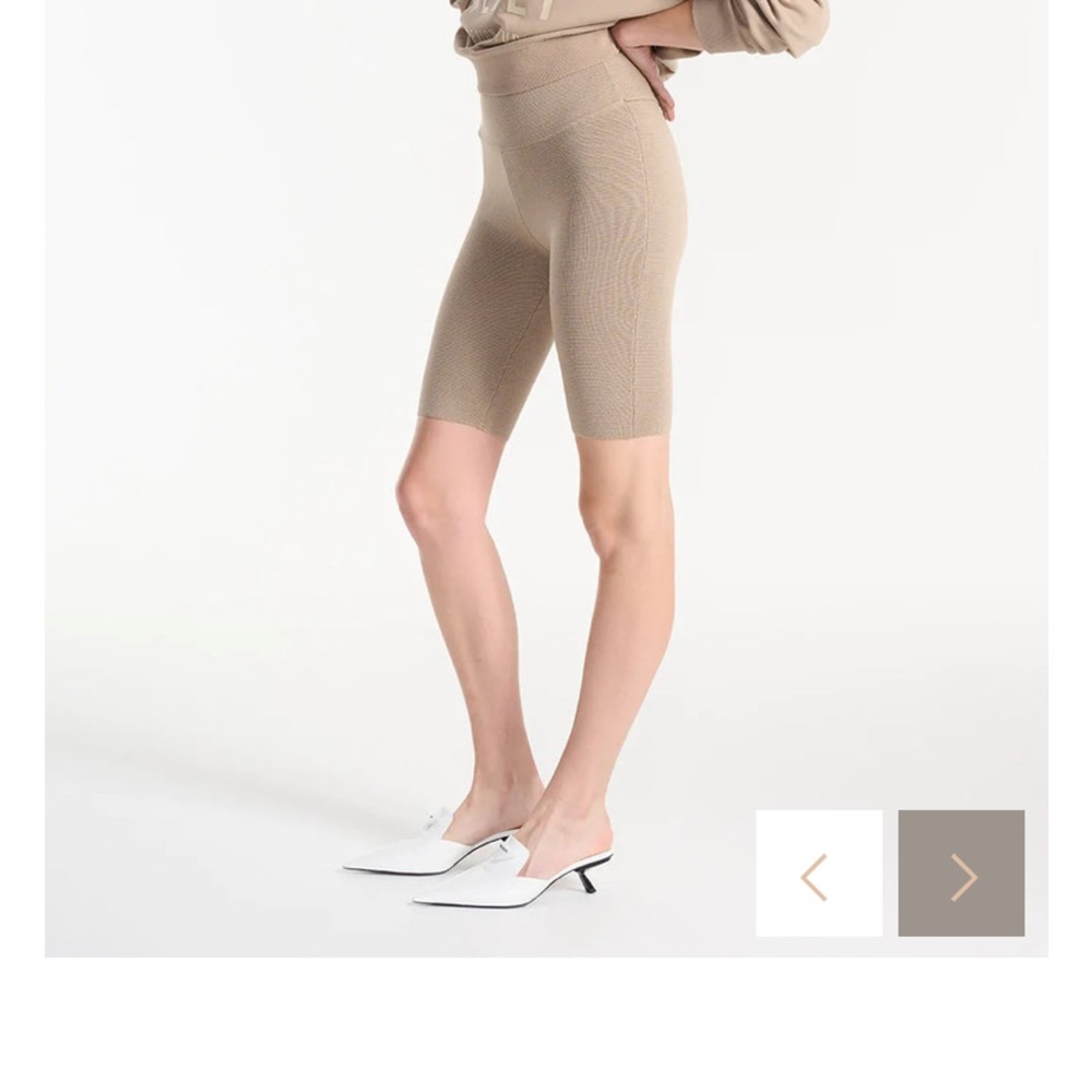 ENA PELLY NWT Daybreak Bike Shorts Taupe - Picture 2 of 10